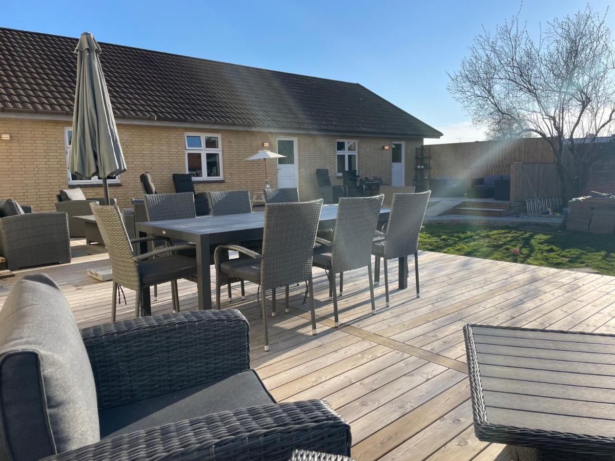 Randalin Aparthotel Åkirkeby Exteriör bild