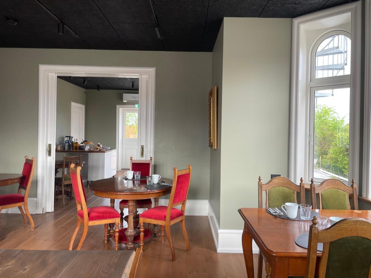 Randalin Aparthotel Åkirkeby Exteriör bild